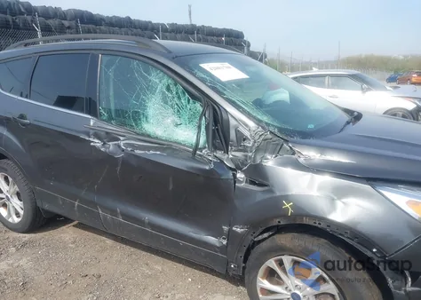 2018 Ford Escape Se z USA, uszkodzony, nr VIN 1FMCU9GD3JUC54404